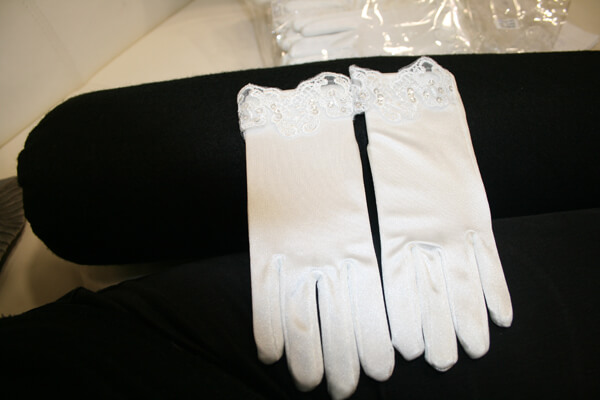 Communion Gloves CG790