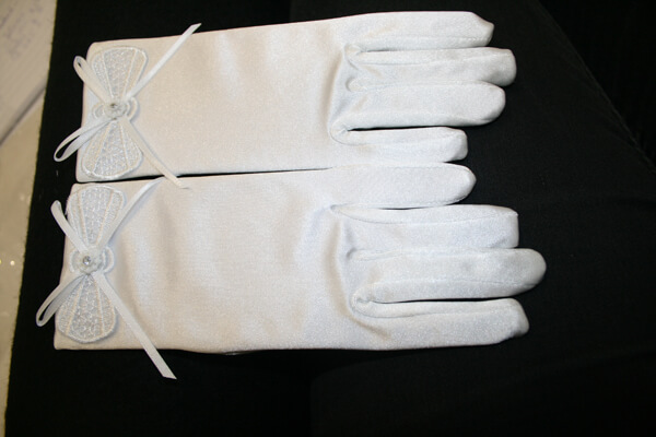 Communion Gloves CG766