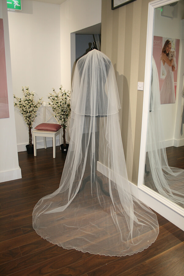 Antigua Bridal Veil