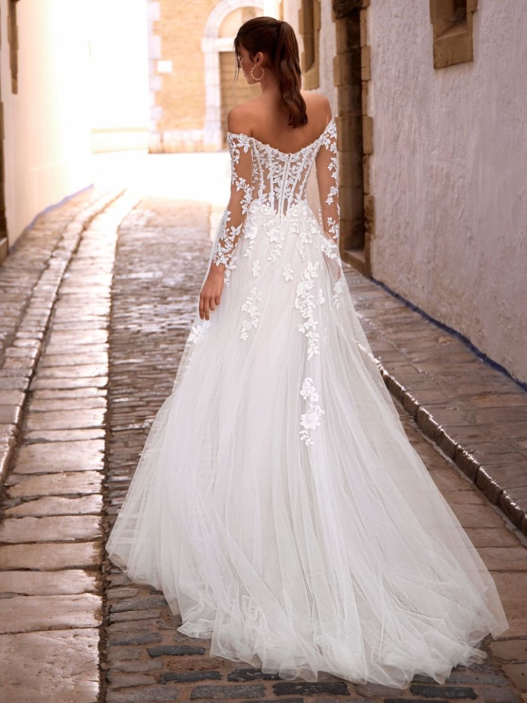 Fiselle - Love by Enzoani
